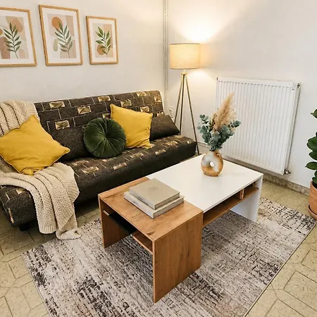 Modernes Wohlfuehl-apartment Bis 4 Personen, Kueche, Glasfaser-wlan, Walk-in-dusche, Schwarzwald Und Schweiz